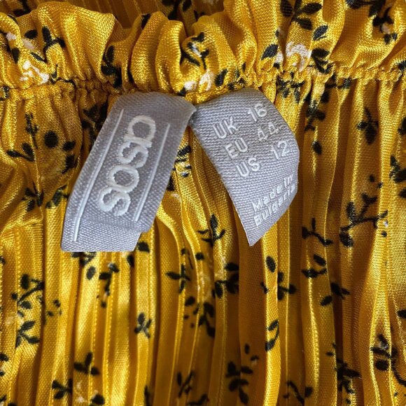 ASOS Women's 12 Golden Yellow Floral Ruffled Top Romper Adjustable Straps - Picture 6 of 6